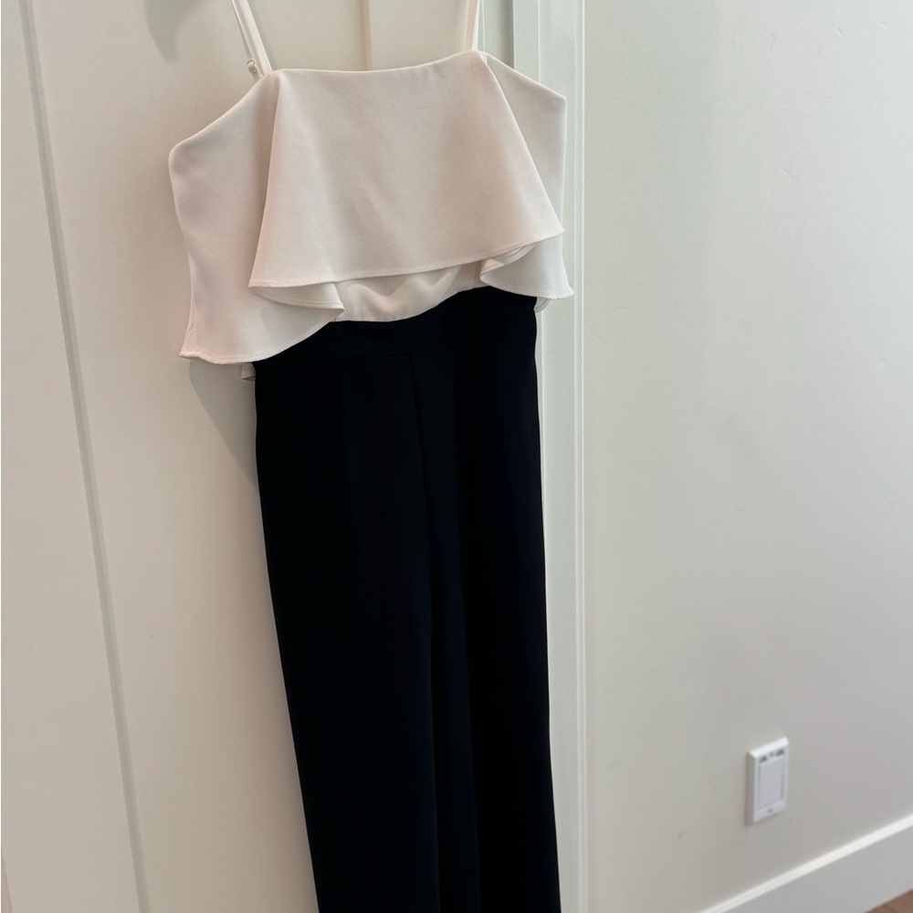 White House Black Market Cream Pants